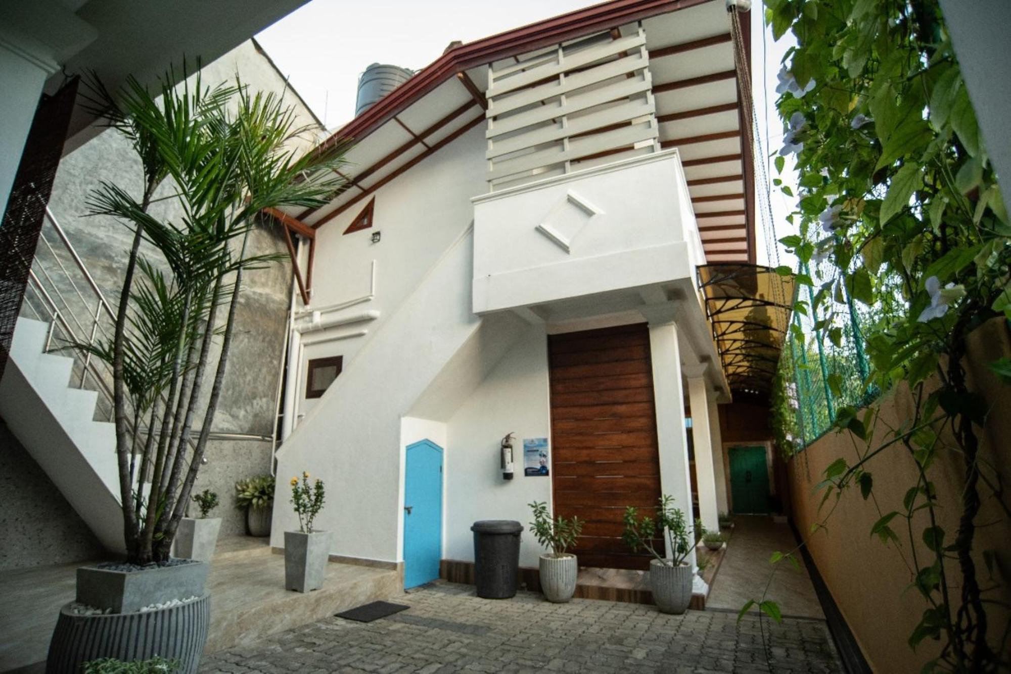 Villa Mihindi Хиккадува Экстерьер фото
