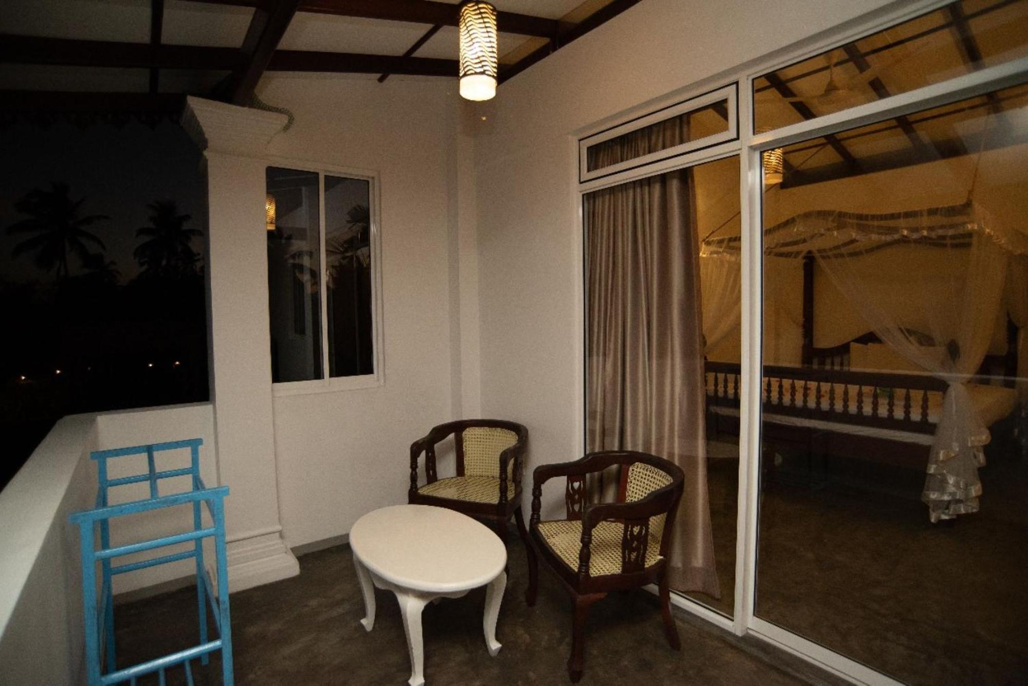 Villa Mihindi Хиккадува Экстерьер фото