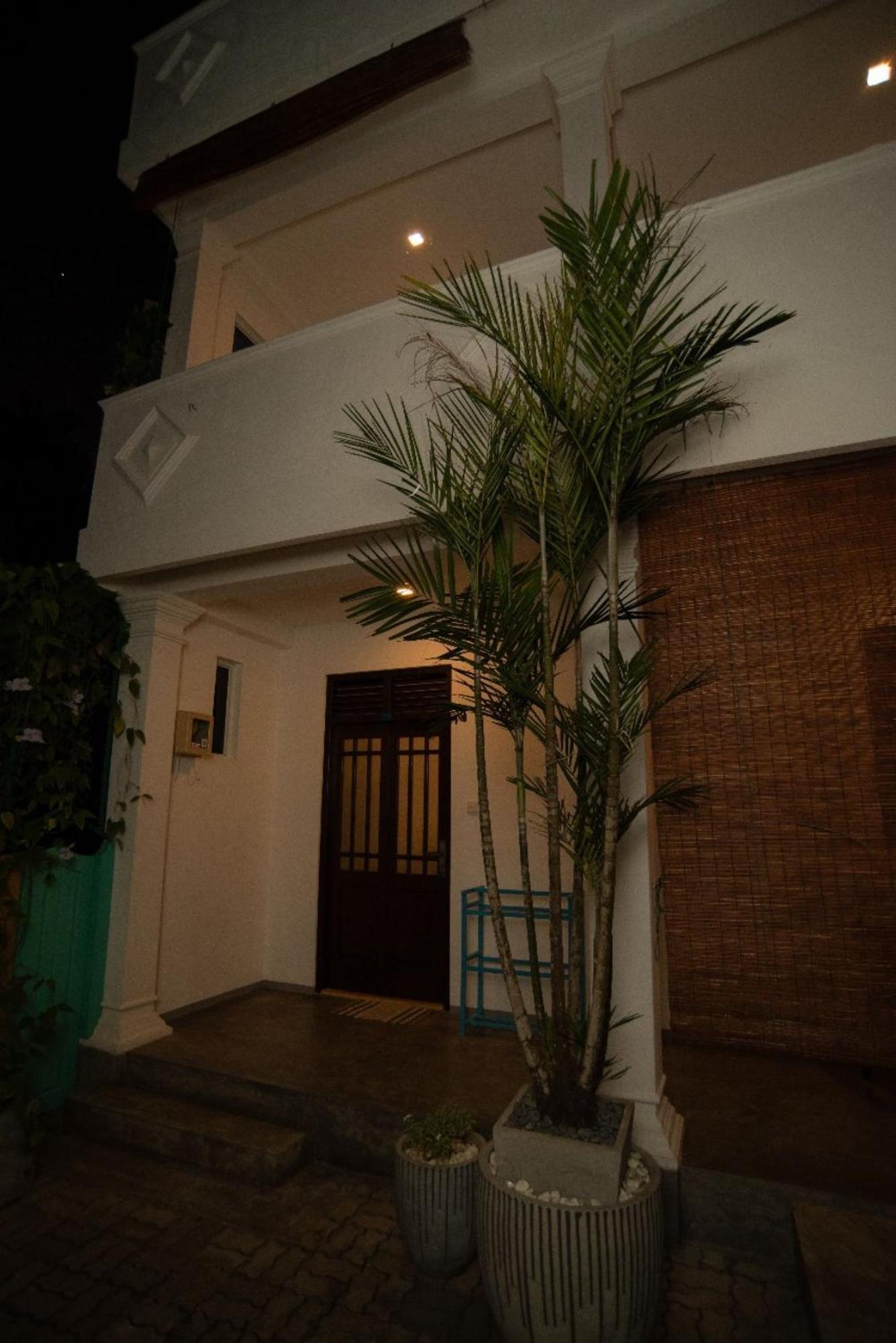 Villa Mihindi Хиккадува Экстерьер фото