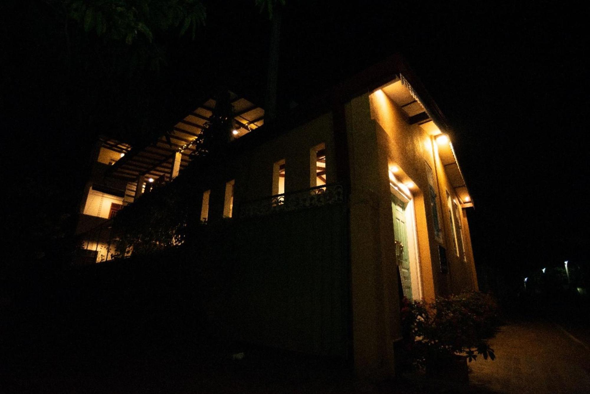 Villa Mihindi Хиккадува Экстерьер фото
