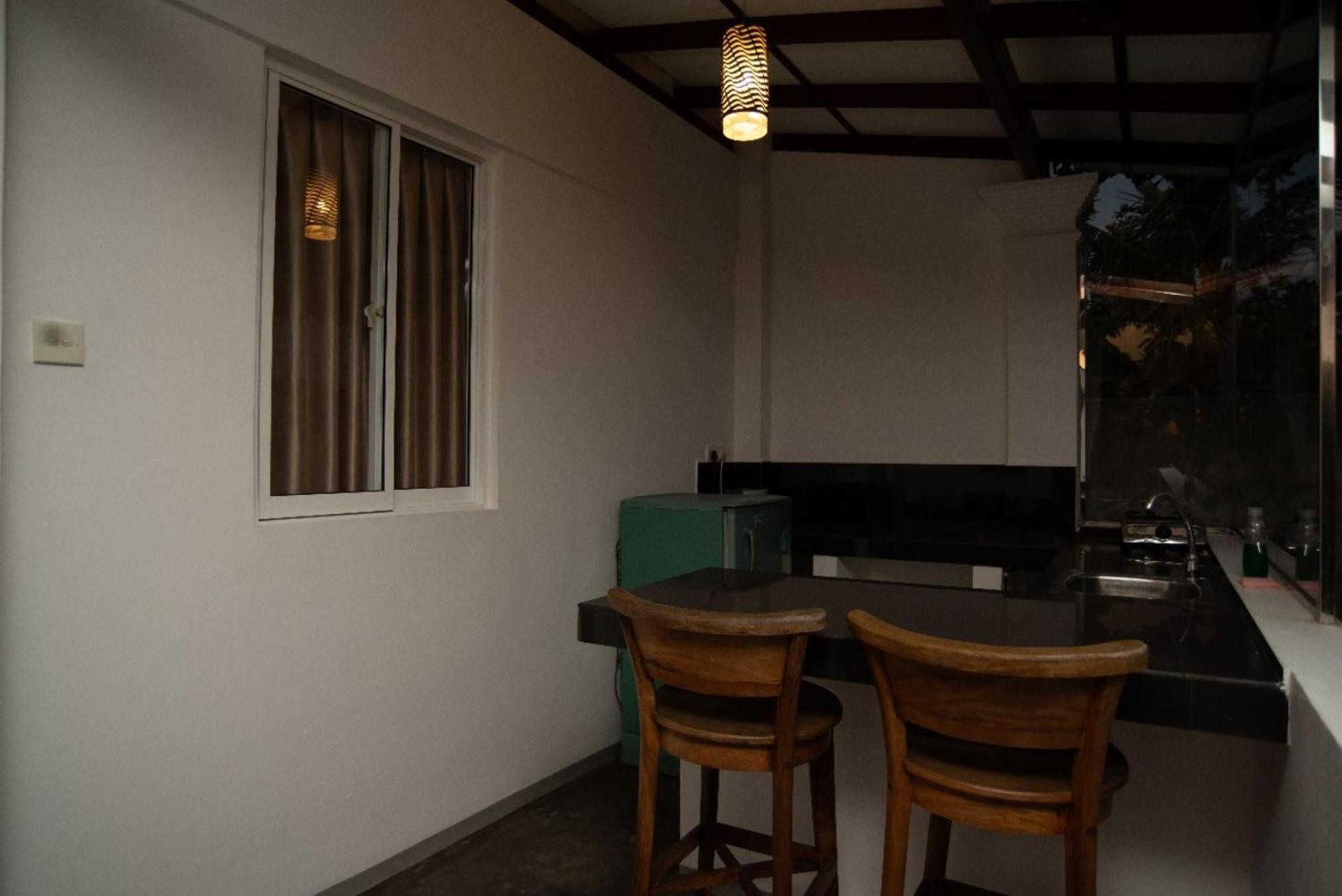 Villa Mihindi Хиккадува Экстерьер фото