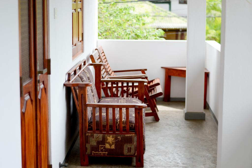 Villa Mihindi Хиккадува Экстерьер фото