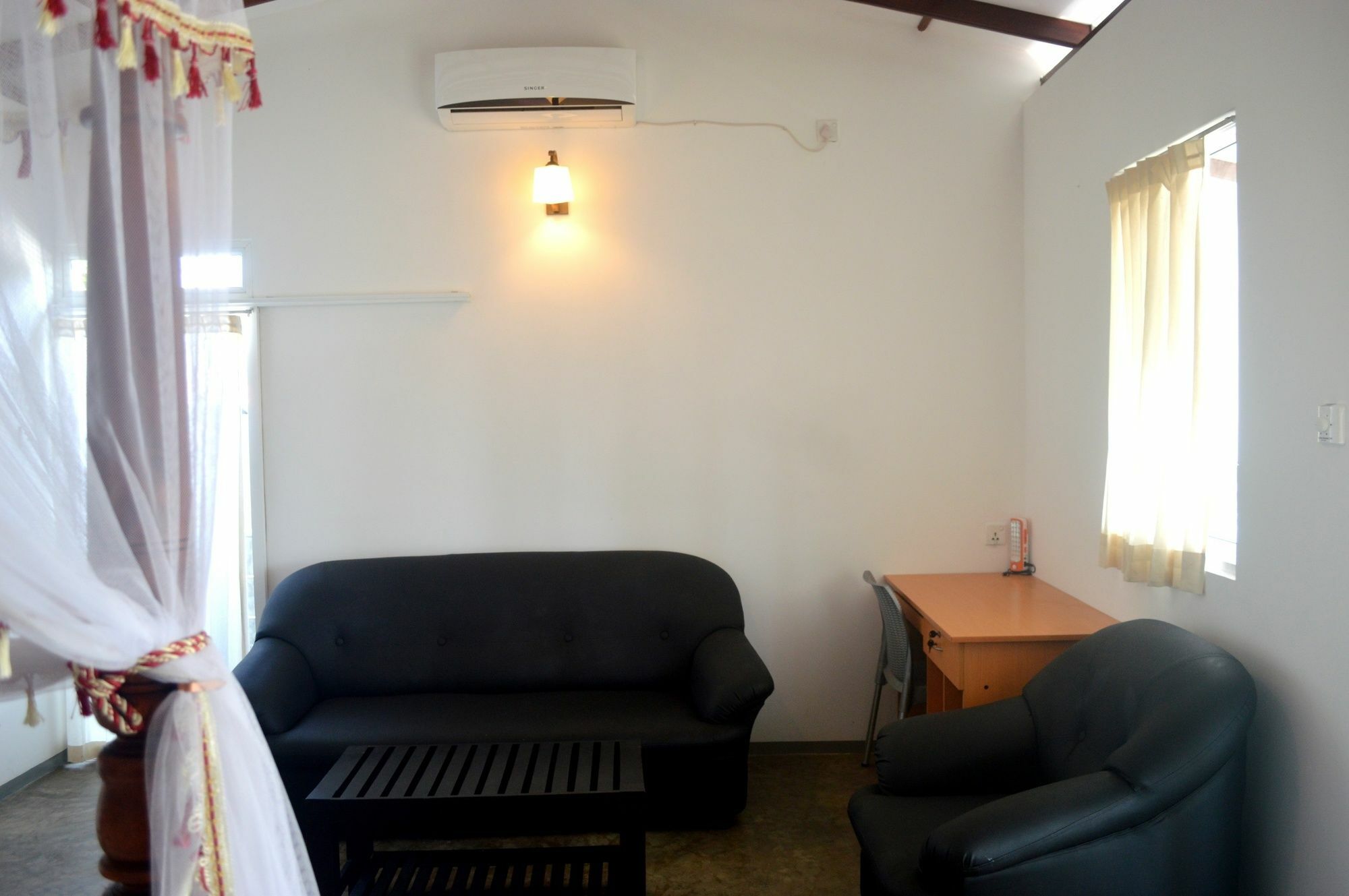 Villa Mihindi Хиккадува Экстерьер фото