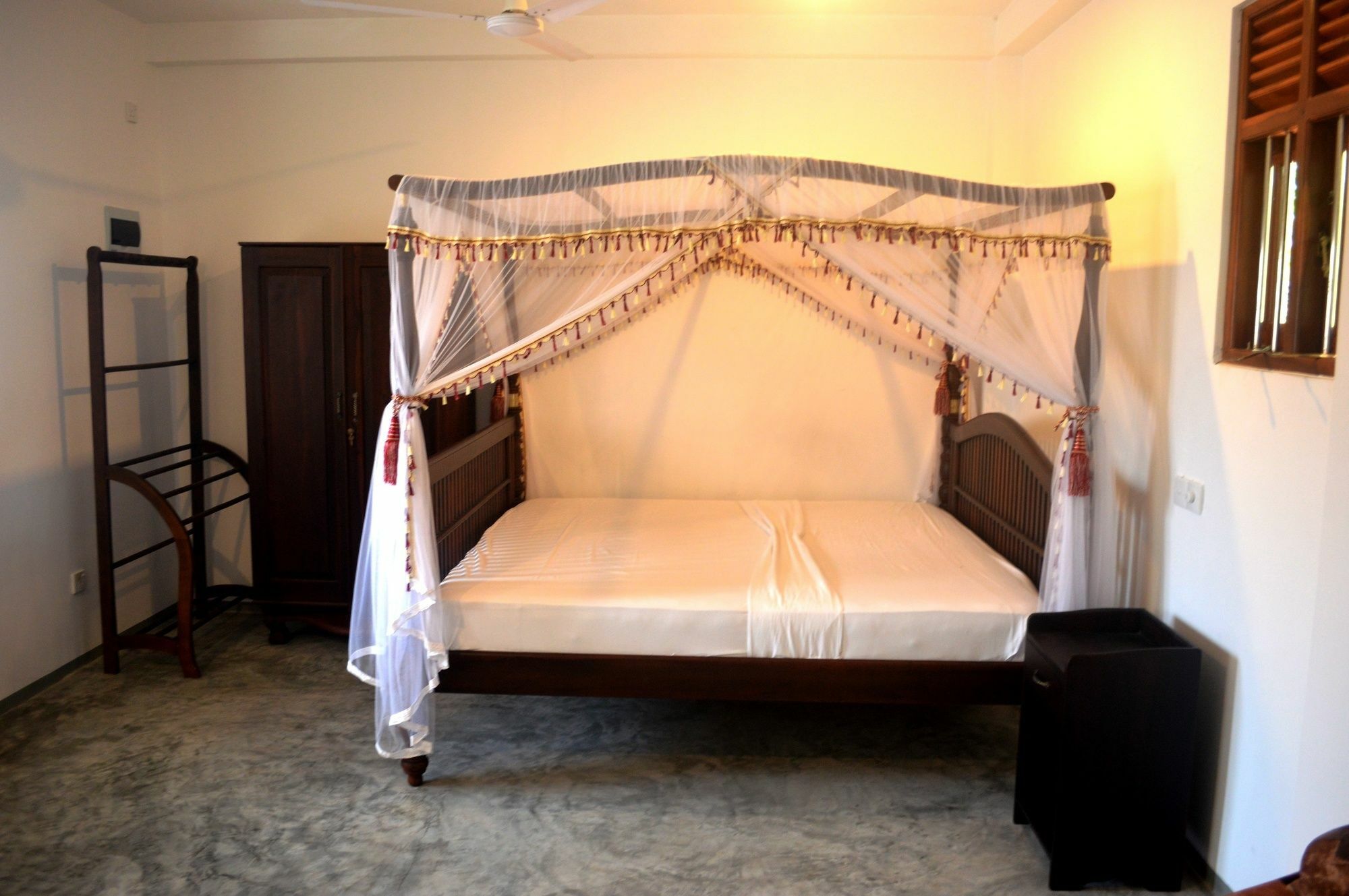 Villa Mihindi Хиккадува Экстерьер фото